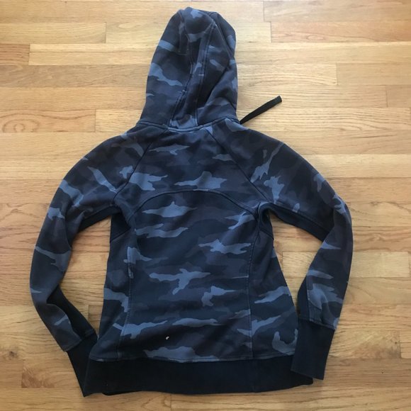 Athleta Triumph Printed Hoodie Zip Sweatshirt Camo Black - Picture 6 of 6
